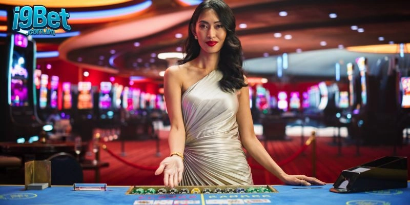 Người chơi cược vào người chơi, nhà cái hoặc hòa.
